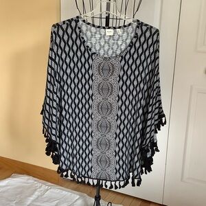 Rafaella Black and White Geometric Blouse